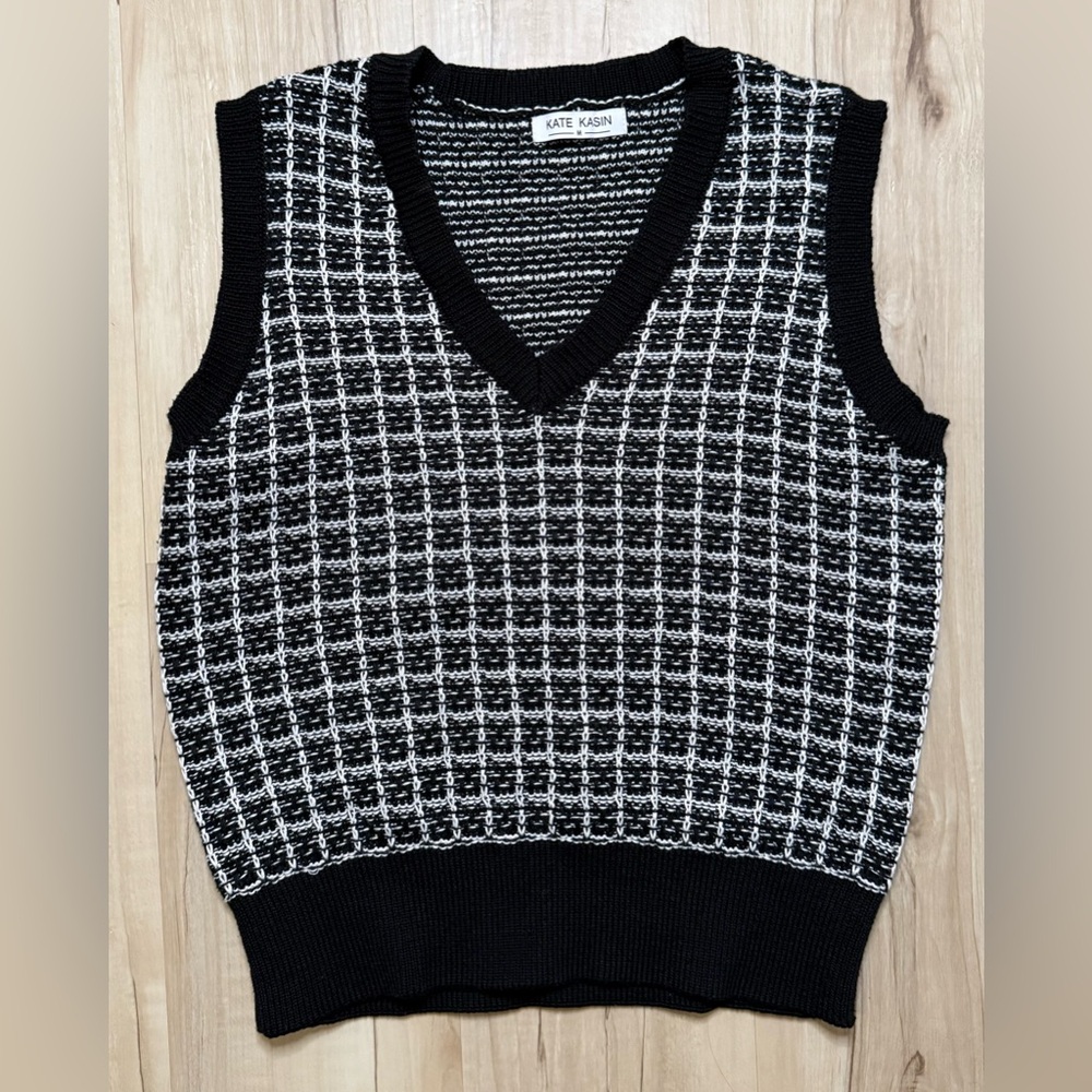 Kate Kasin Black and White Sweater Vest
